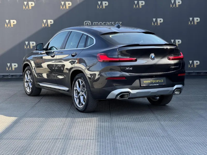 BMW X4 – 2.0 xDrive20d, PANO, DPH, WIFI