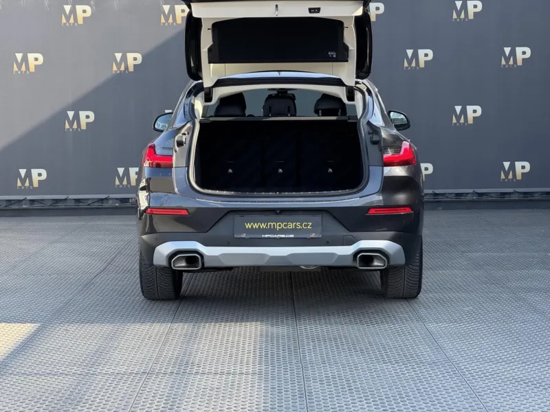 BMW X4 – 2.0 xDrive20d, PANO, DPH, WIFI