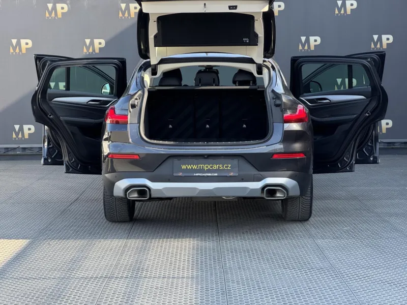 BMW X4 – 2.0 xDrive20d, PANO, DPH, WIFI