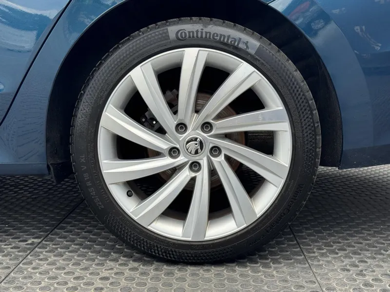 Škoda Octavia – IV 1.5TSi MAN, Style Kessy DPH