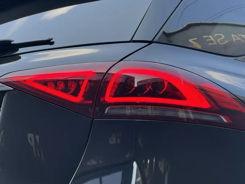 Mercedes-Benz GLE – 400d 4M, AMG Line, 360°, DPH