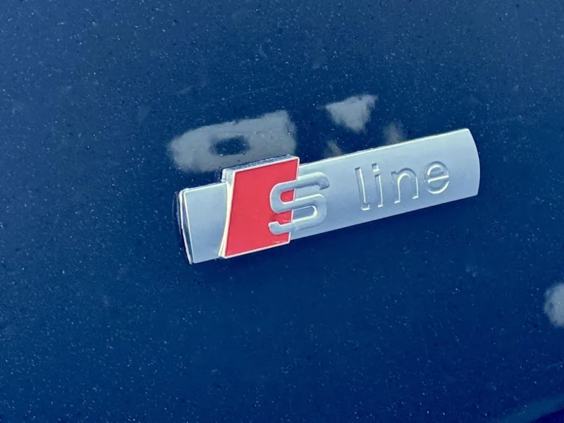 Audi A4 – 2.0TDi MAN Sport,Individual