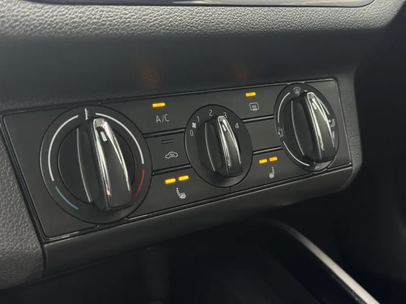 Škoda Kamiq – 1.0TSi DSG Style, Kamera, ACC