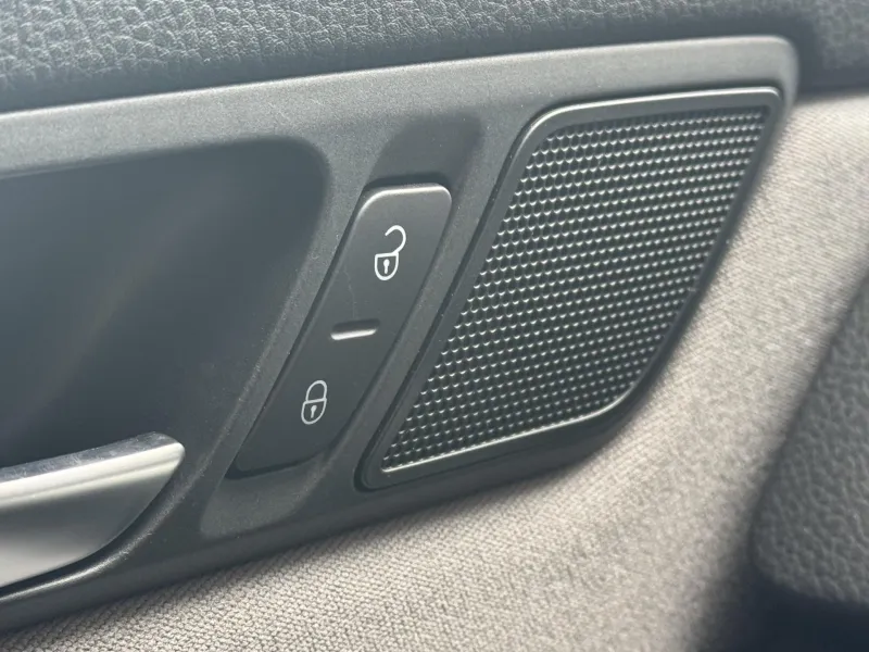 Seat Alhambra – 2.0TDi MAN Style,7míst, tažné