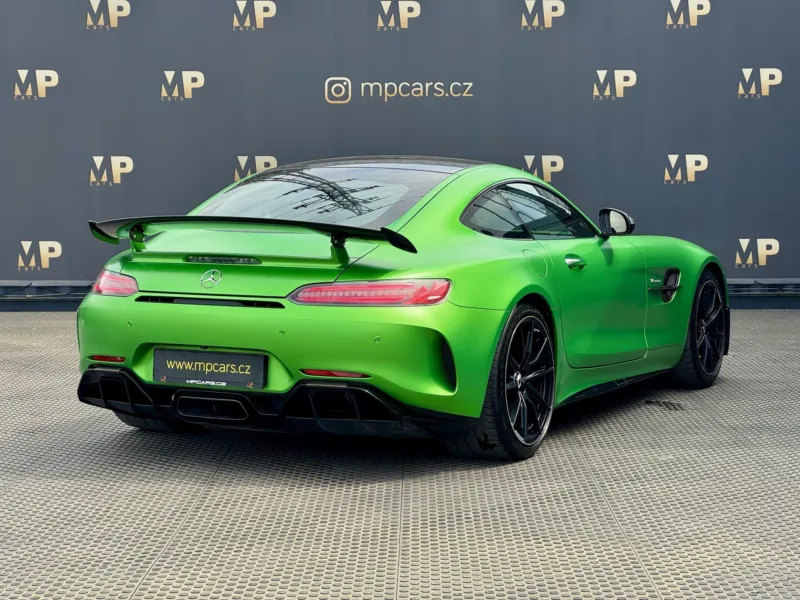 Mercedes-Benz AMG GT – R 4.0 V8 430kW, Carbon Ceramic
