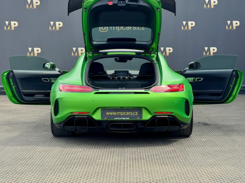 Mercedes-Benz AMG GT – R 4.0 V8 430kW, Carbon Ceramic