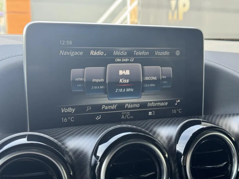Mercedes-Benz AMG GT – R 4.0 V8 430kW, Carbon Ceramic