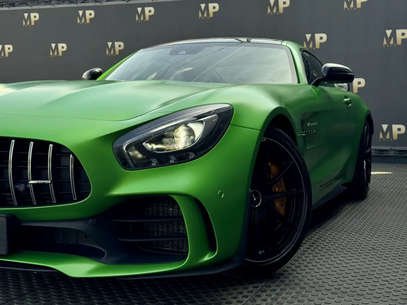 Mercedes-Benz AMG GT – R 4.0 V8 430kW, Carbon Ceramic