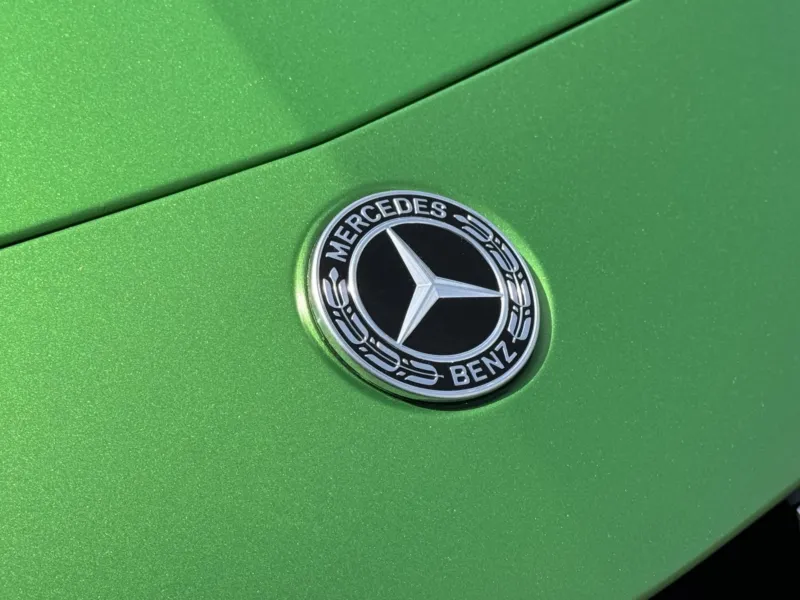 Mercedes-Benz AMG GT – R 4.0 V8 430kW, Carbon Ceramic