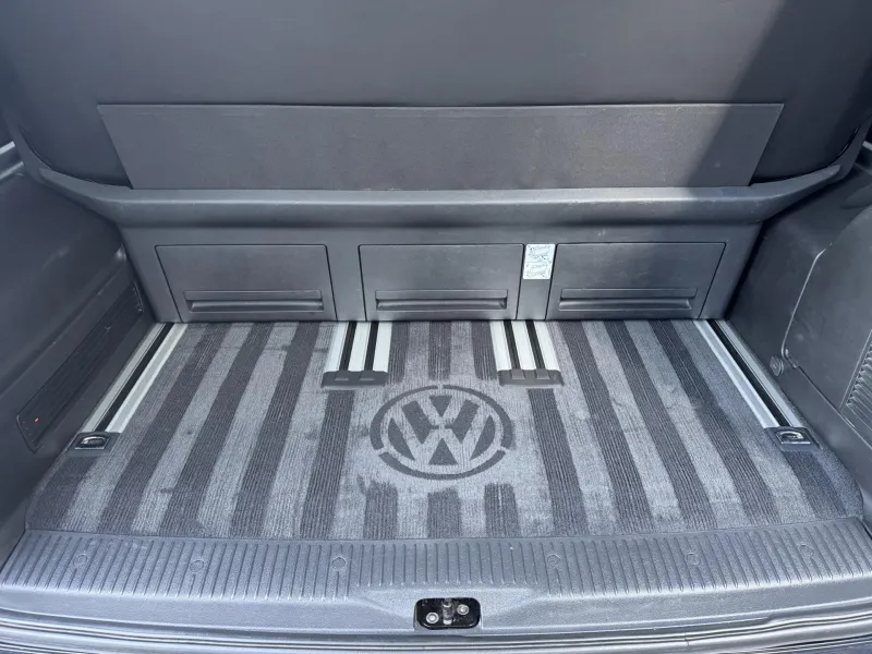 Volkswagen Multivan – T6 Long 2.0TDi 4M Highline DPH