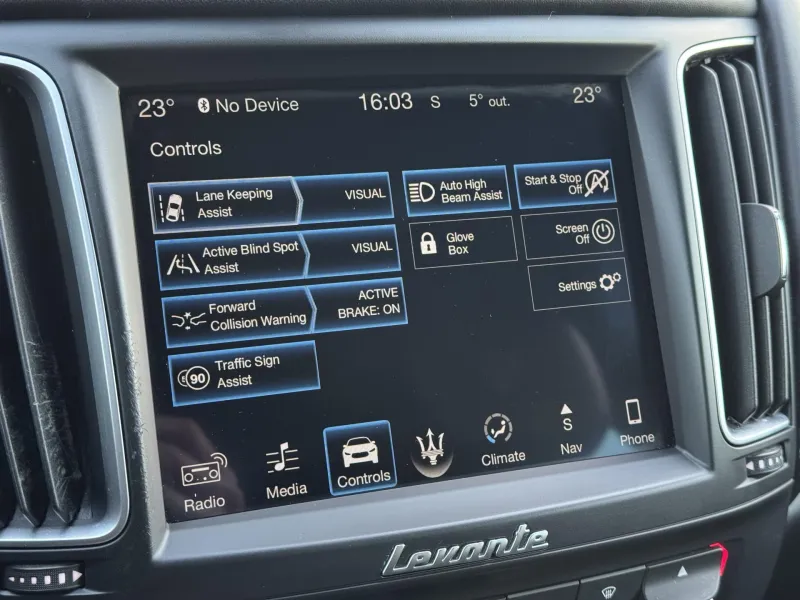 Maserati Levante – GranLusso Q4, 3.0iV6 257kW, ČR