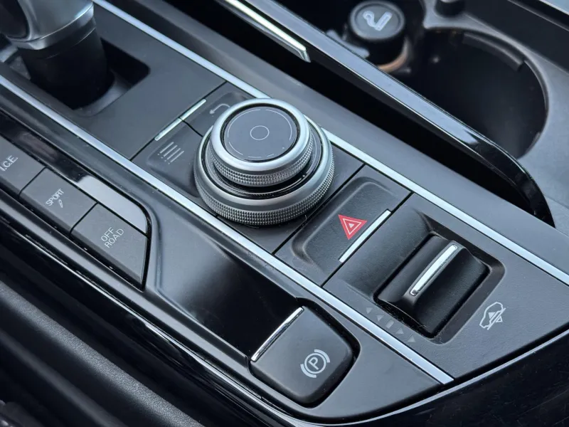 Maserati Levante – GranLusso Q4, 3.0iV6 257kW, ČR