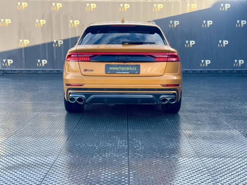 Audi SQ8 – 4.0 V8 TDI B&O Matrix DPH ČR