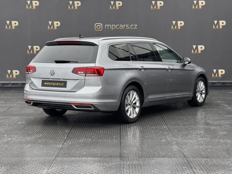 Volkswagen Passat – 1.5TSi DSG Elegance, ČR, 360°