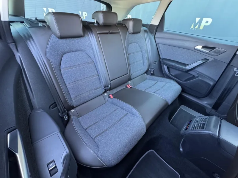 Seat Leon – 1.5eTSi DSG Xcellence DPH 1Maj