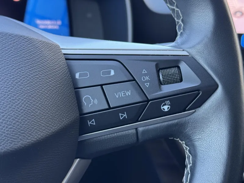 Seat Leon – 1.5eTSi DSG Xcellence DPH 1Maj