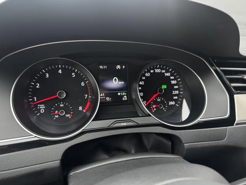 Volkswagen Passat – 1.5TSi DSG Elegance, ČR, 360°