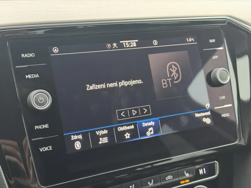 Volkswagen Passat – 1.5TSi DSG Elegance, ČR, 360°