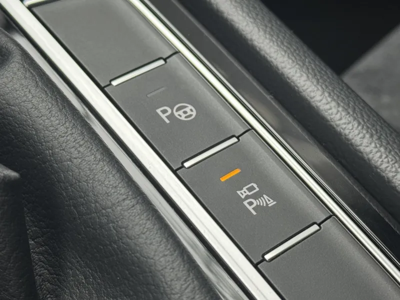 Volkswagen Passat – 1.5TSi DSG Elegance, ČR, 360°