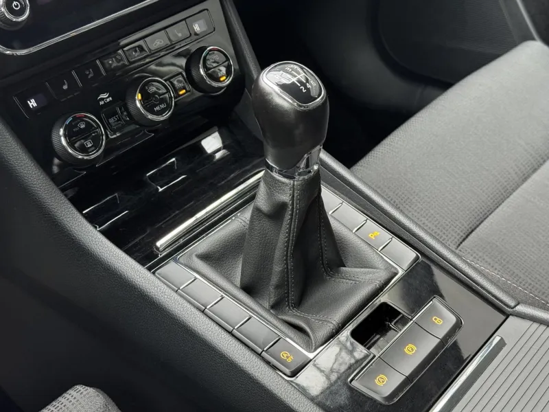 Škoda Superb – III 1.6TDi 88kW MAN, Ambition+