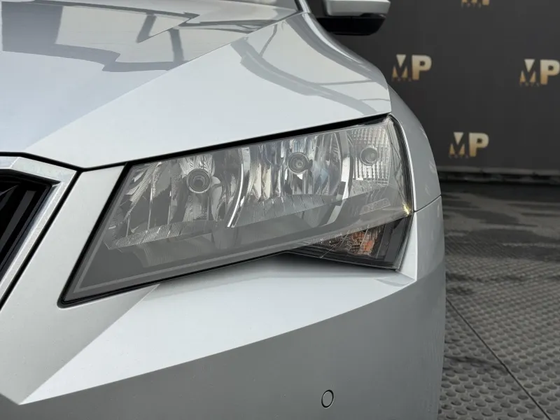 Škoda Superb – III 1.6TDi 88kW MAN, Ambition+