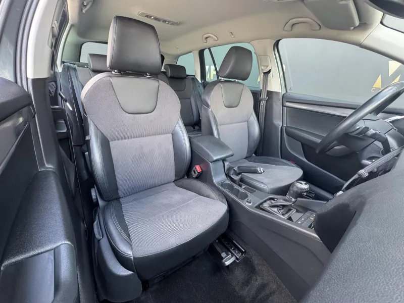 Škoda Octavia – III 1.6TDi Style, Virtual, ACC