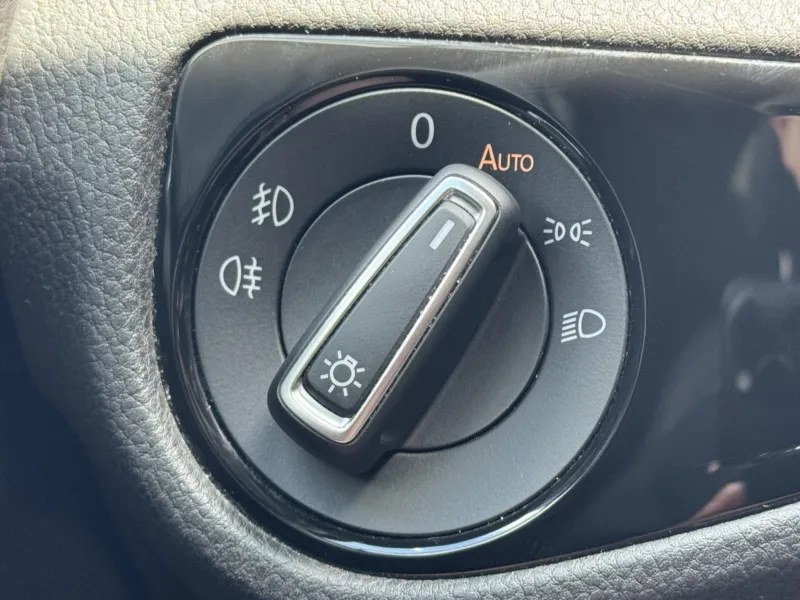 Volkswagen Golf – VII 1.4TSi MAN Highline, PANO