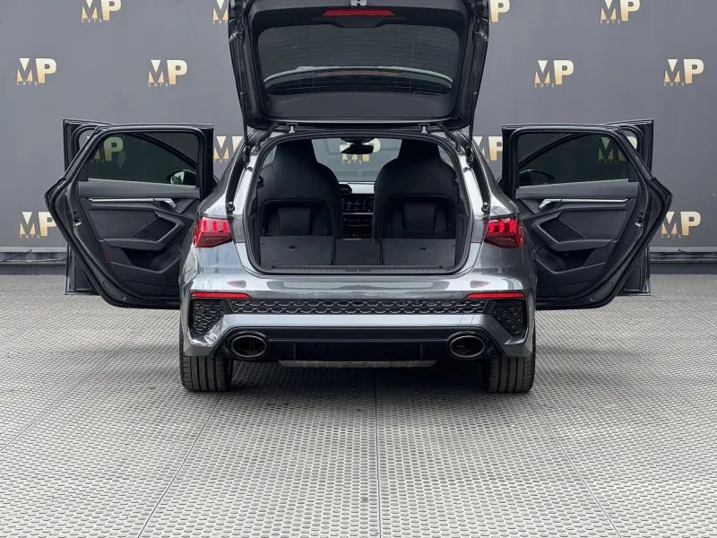 Audi RS 3 – 2.5TFSi 294kW Quattro, Matrix