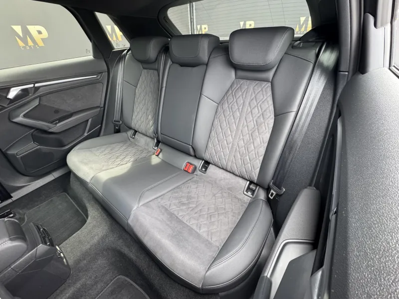 Audi RS 3 – 2.5TFSi 294kW Quattro, Matrix