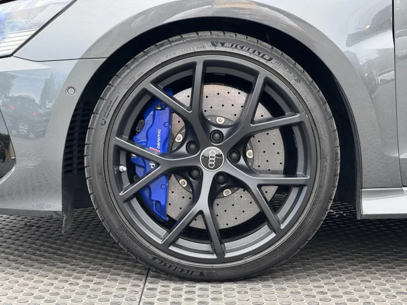 Audi RS 3 – 2.5TFSi 294kW Quattro, Matrix