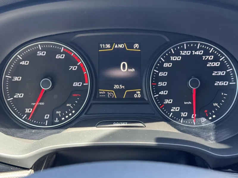 Seat Leon – 1.4 TSi 92kW MAN FR, LED, NAVI