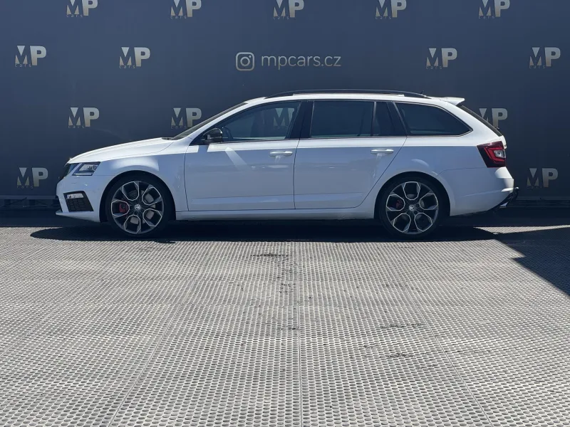 Škoda Octavia – III RS230 2.0TSi MAN, Kessy
