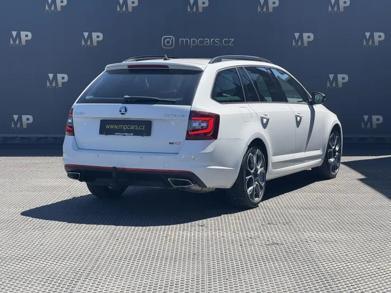 Škoda Octavia – III RS230 2.0TSi MAN, Kessy