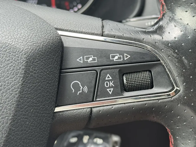 Seat Leon – 1.4TSi 92kW MAN FR, PANO 1.Maj