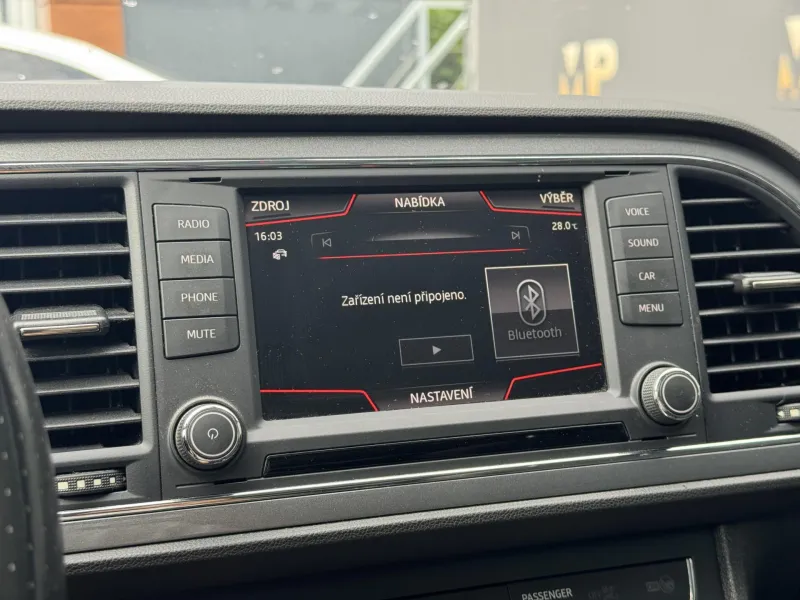 Seat Leon – 1.4TSi 92kW MAN FR, PANO 1.Maj