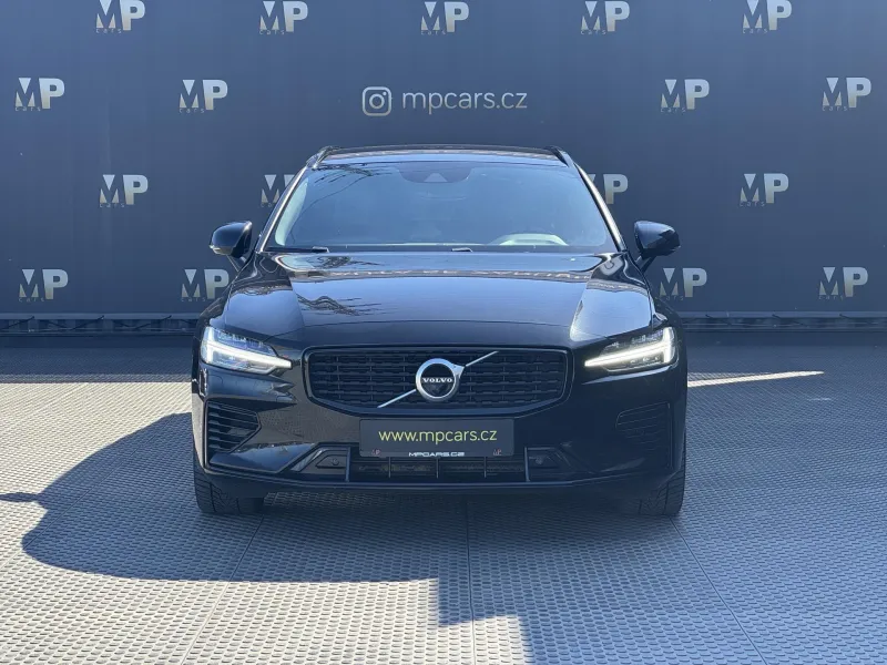 Volvo V60 – 2,0 T8 4X4, Recharge, Polestar