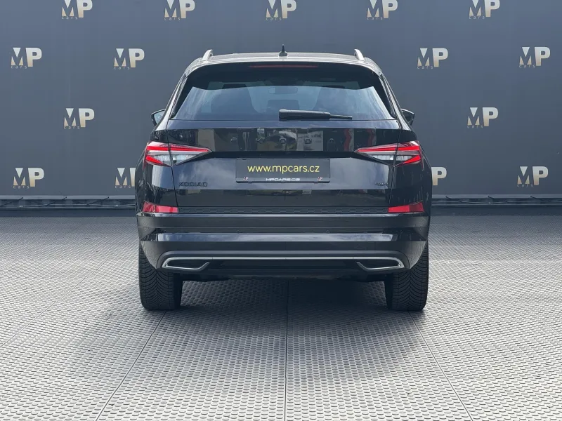 Škoda Kodiaq – 2.0TSi DSG Sportline 4X4, DPH