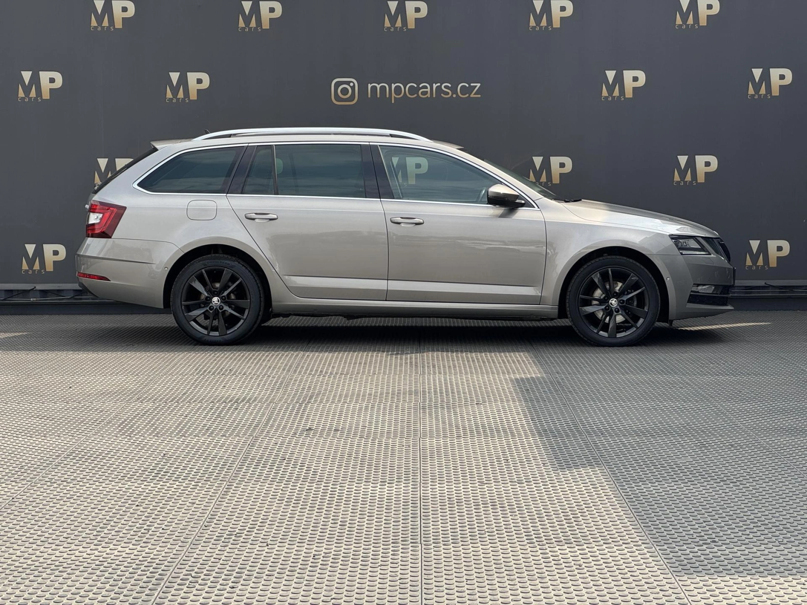 Škoda Octavia – III 1.5TSi DSG Style+, 1.Maj