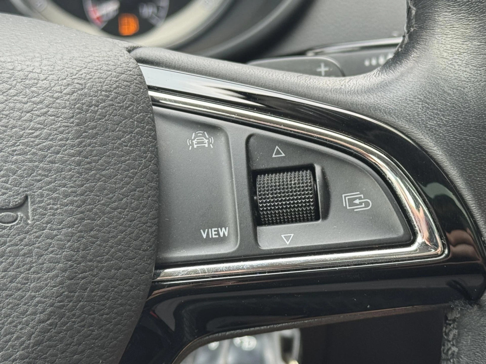 Škoda Octavia – III 1.5TSi DSG Style+, 1.Maj