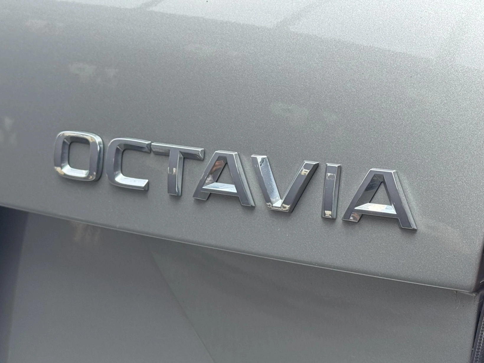 Škoda Octavia – III 1.5TSi DSG Style+, 1.Maj