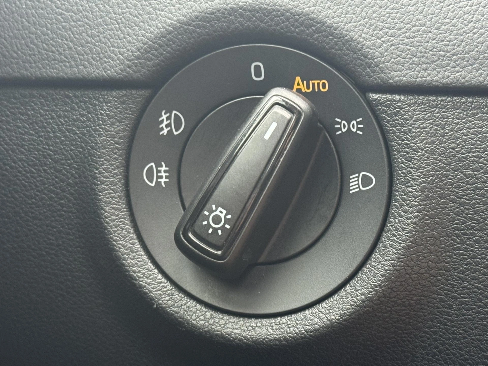 Škoda Octavia – III 1.4TSi MAN Ambition+ 1.Maj