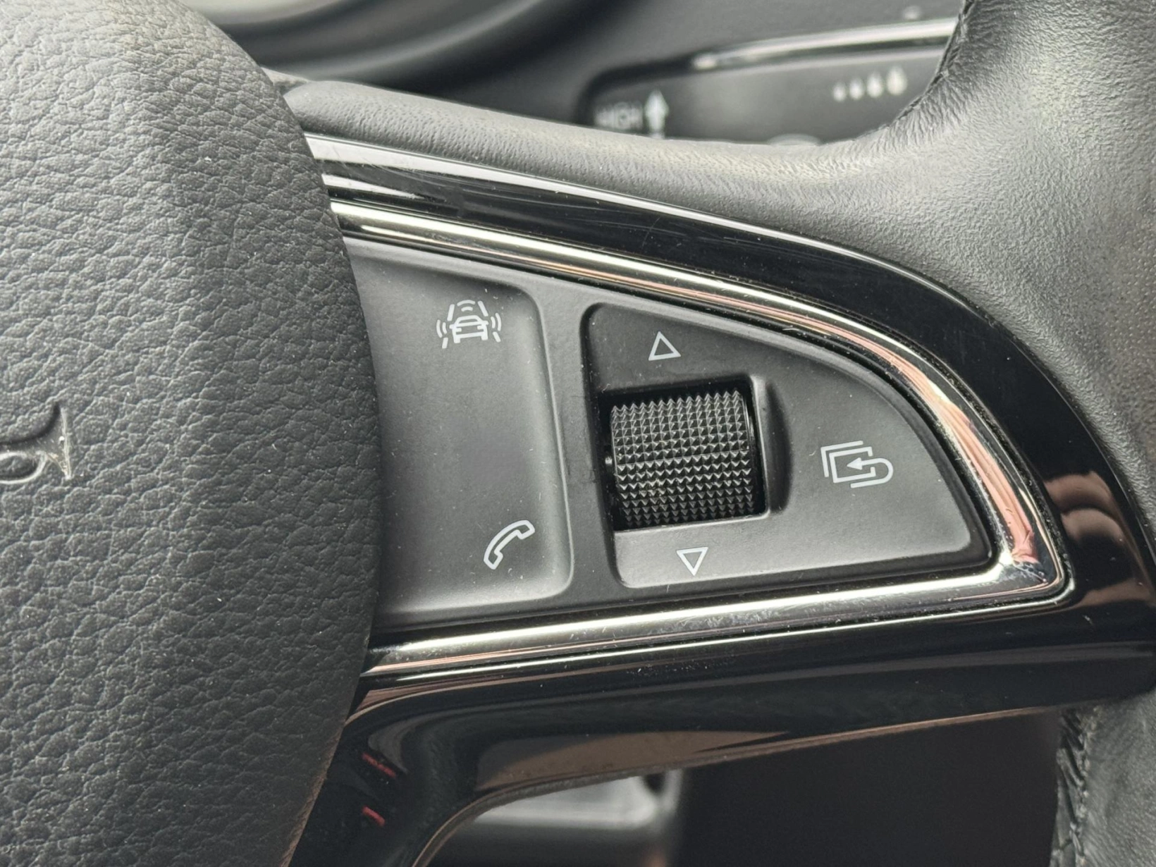 Škoda Octavia – III 1.4TSi MAN Ambition+ 1.Maj