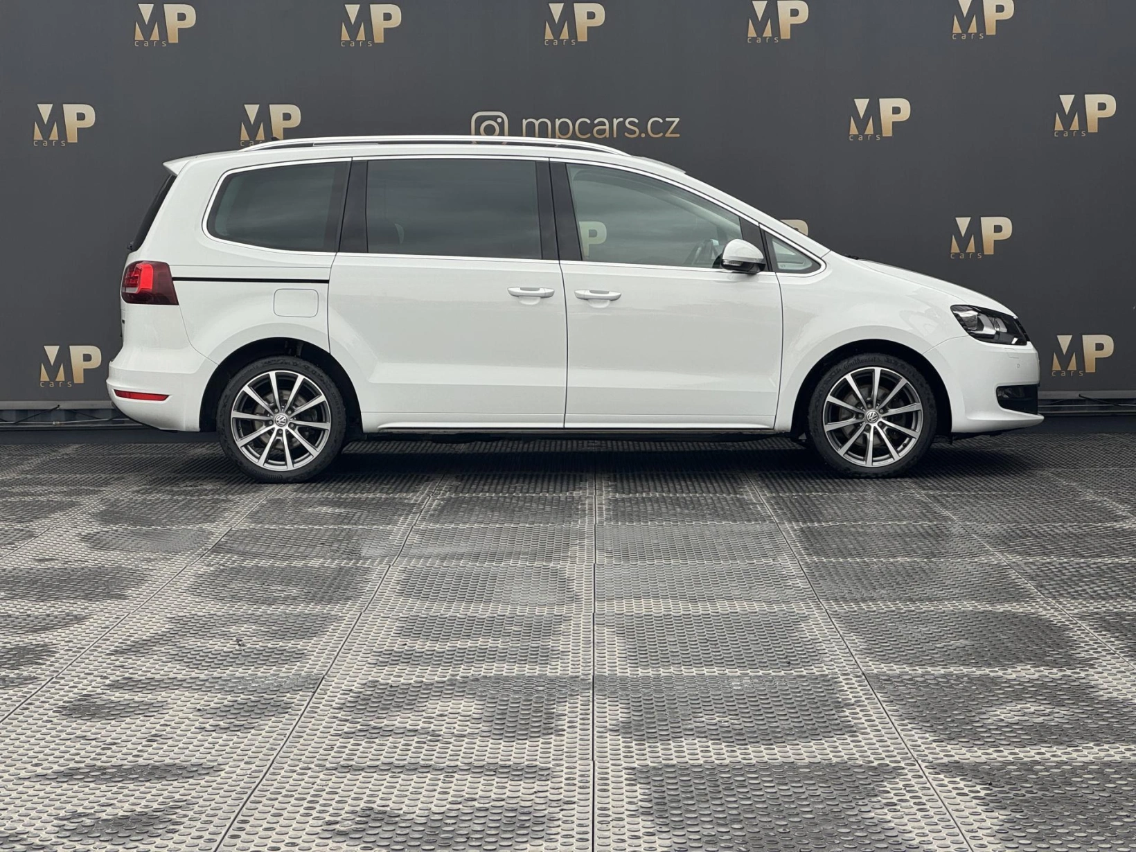 Volkswagen Sharan – 2.0TDi 110kW Highline, 7míst
