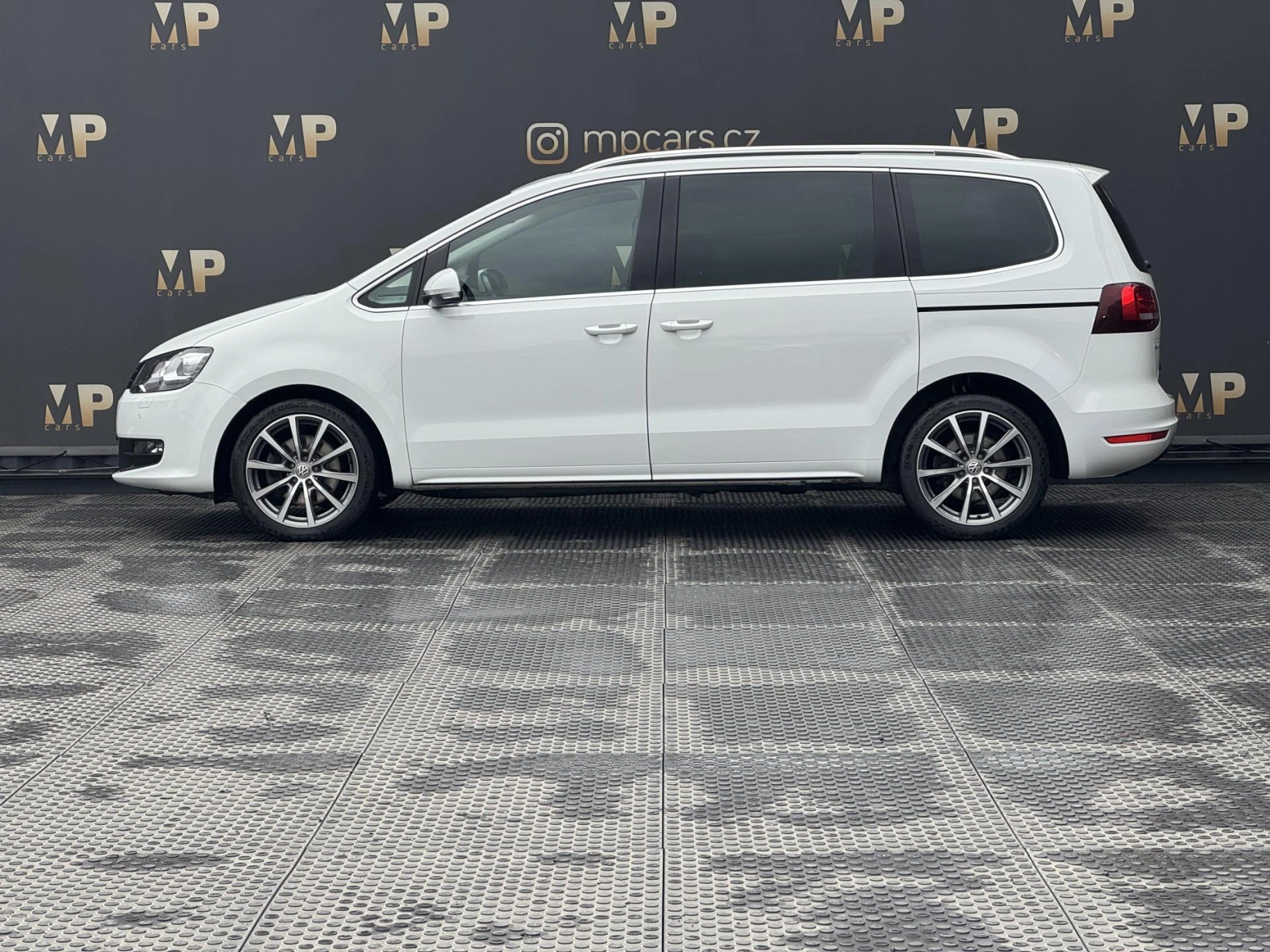 Volkswagen Sharan – 2.0TDi 110kW Highline, 7míst