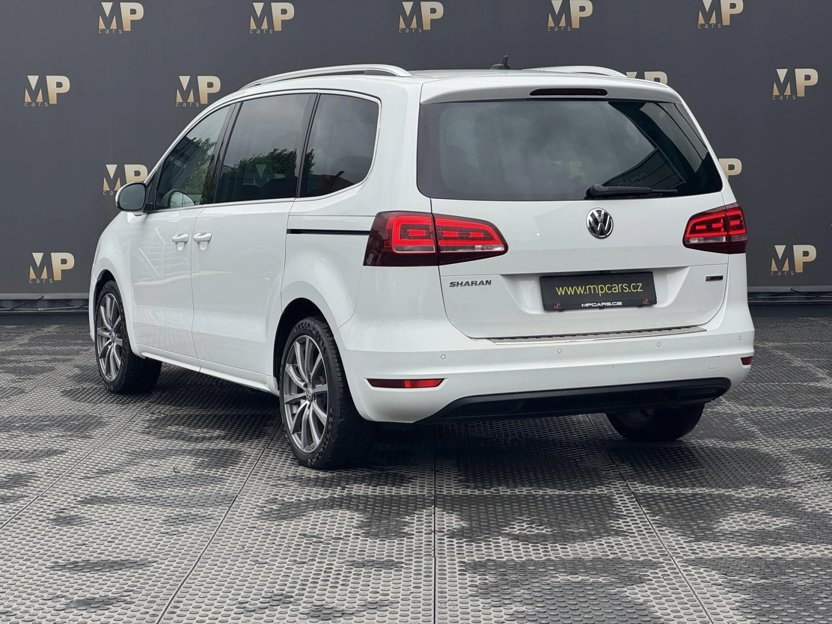 Volkswagen Sharan – 2.0TDi 110kW Highline, 7míst