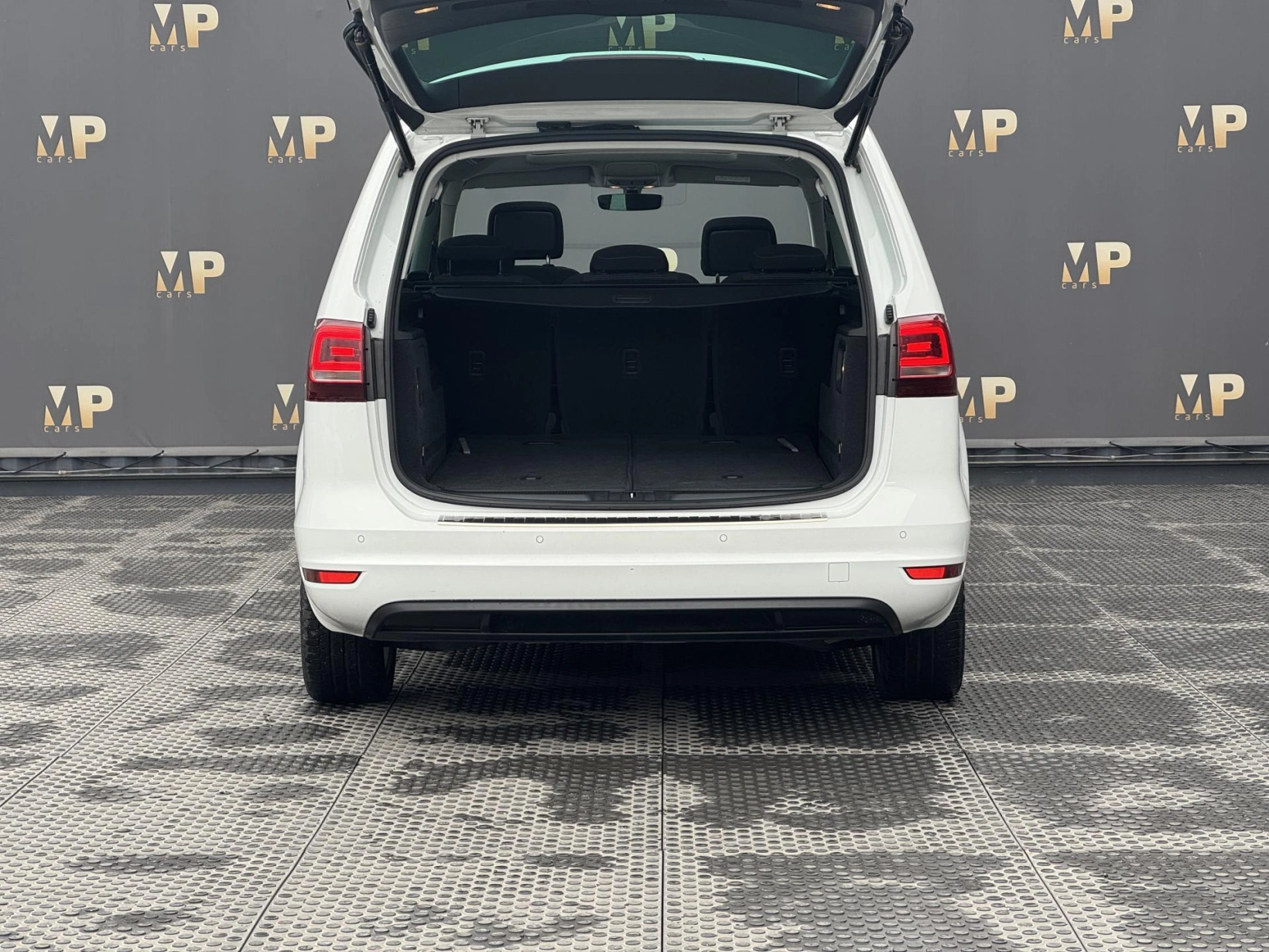 Volkswagen Sharan – 2.0TDi 110kW Highline, 7míst