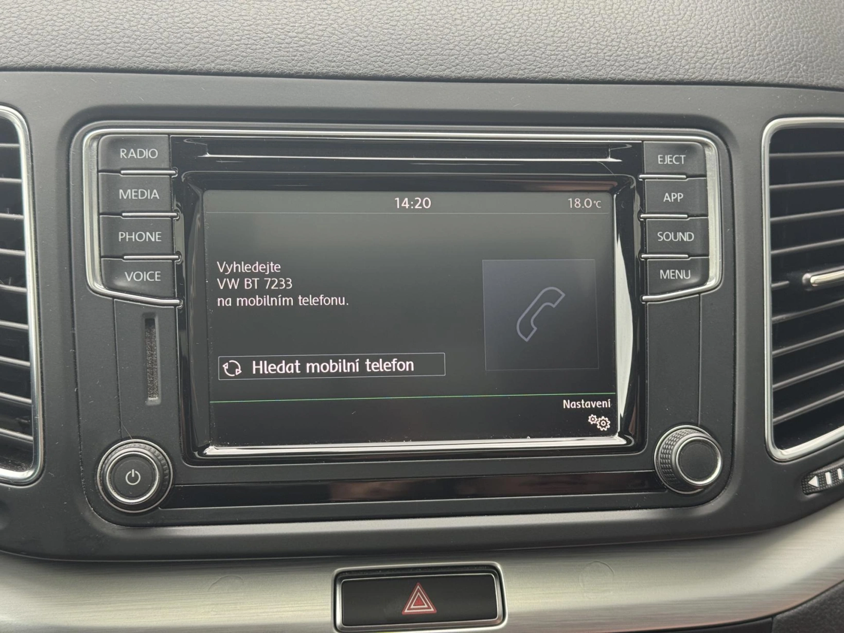 Volkswagen Sharan – 2.0TDi 110kW Highline, 7míst