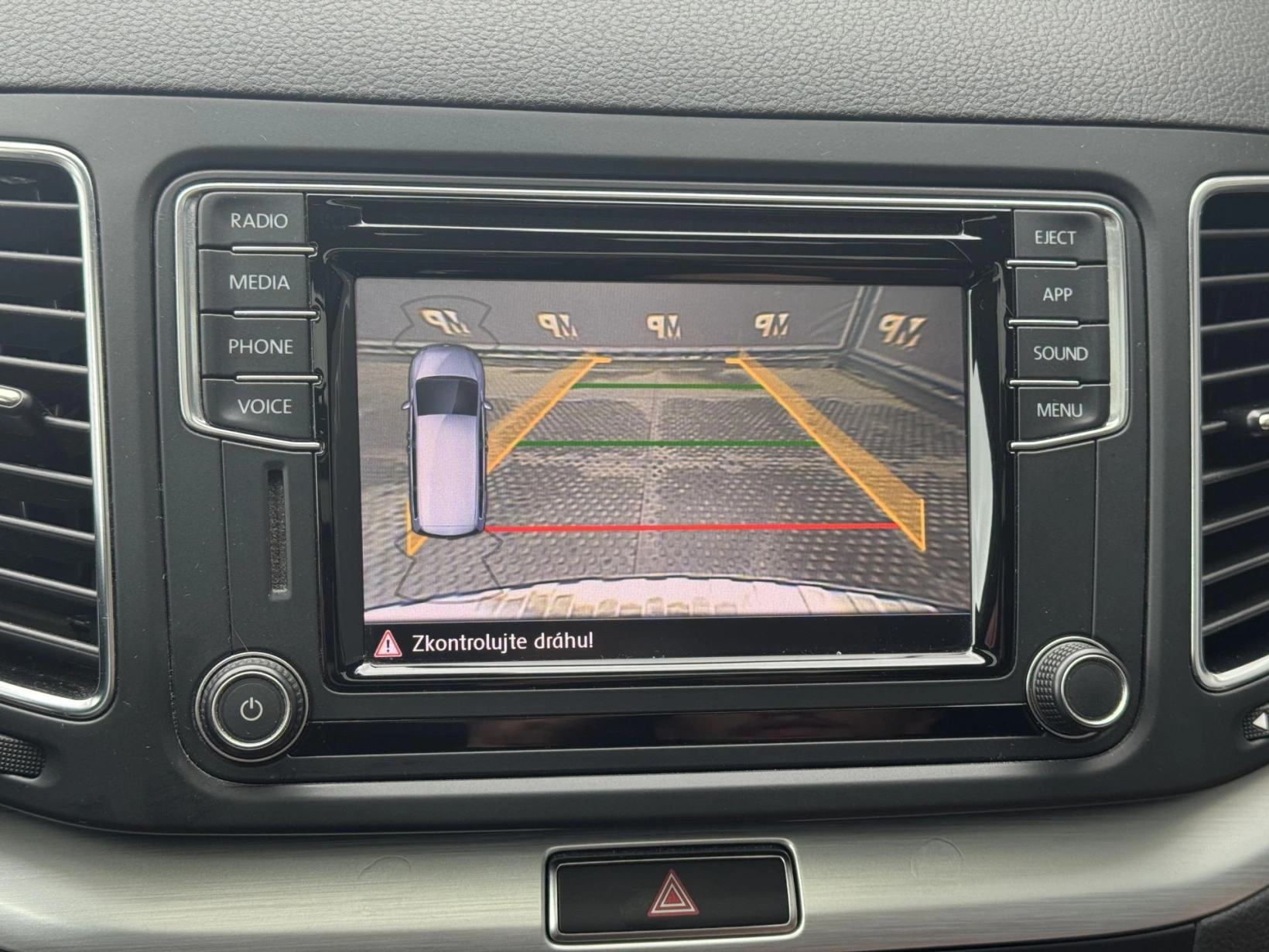 Volkswagen Sharan – 2.0TDi 110kW Highline, 7míst