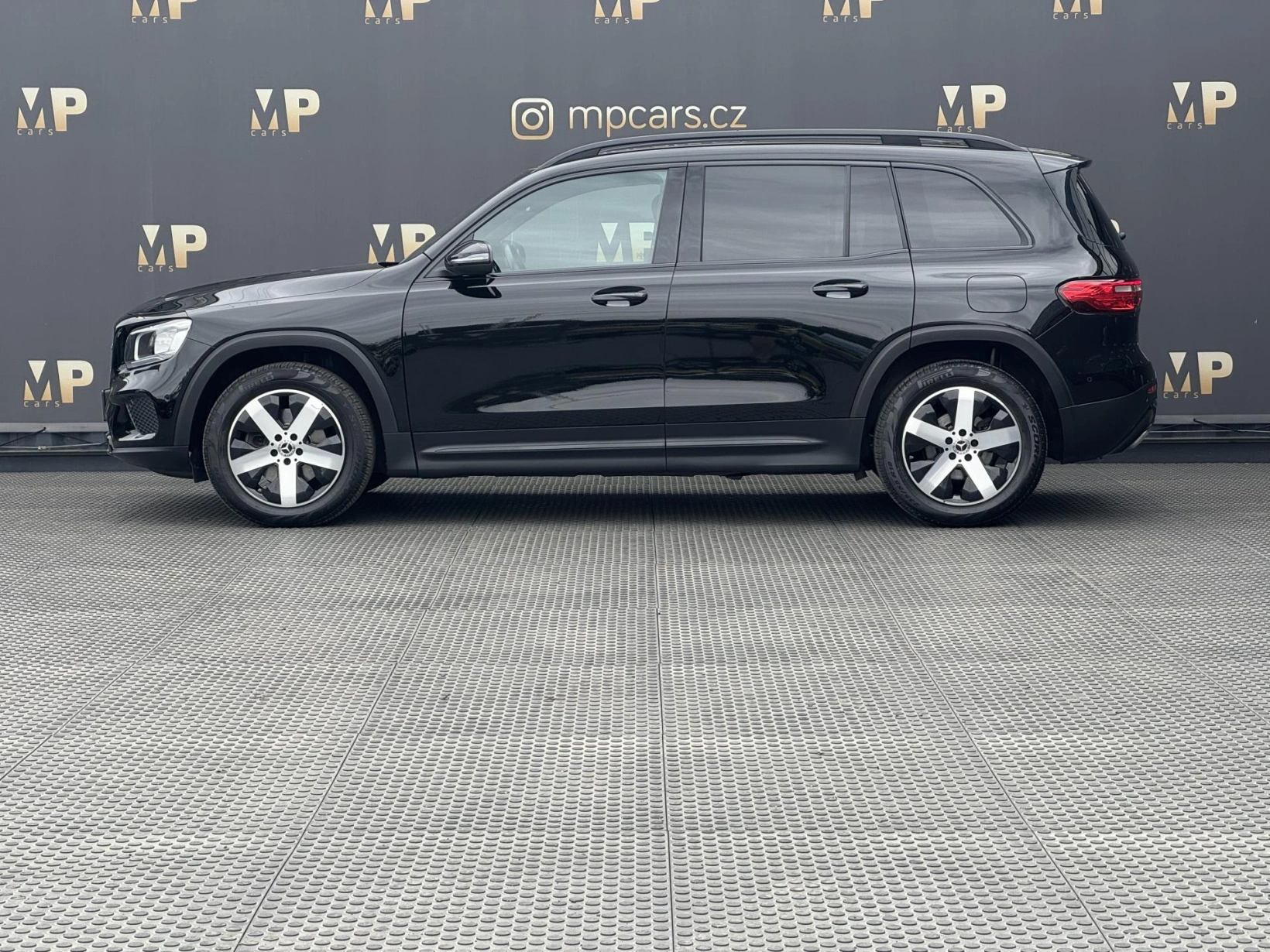 Mercedes-Benz GLB – 200d 4Matic Progressive, DPH