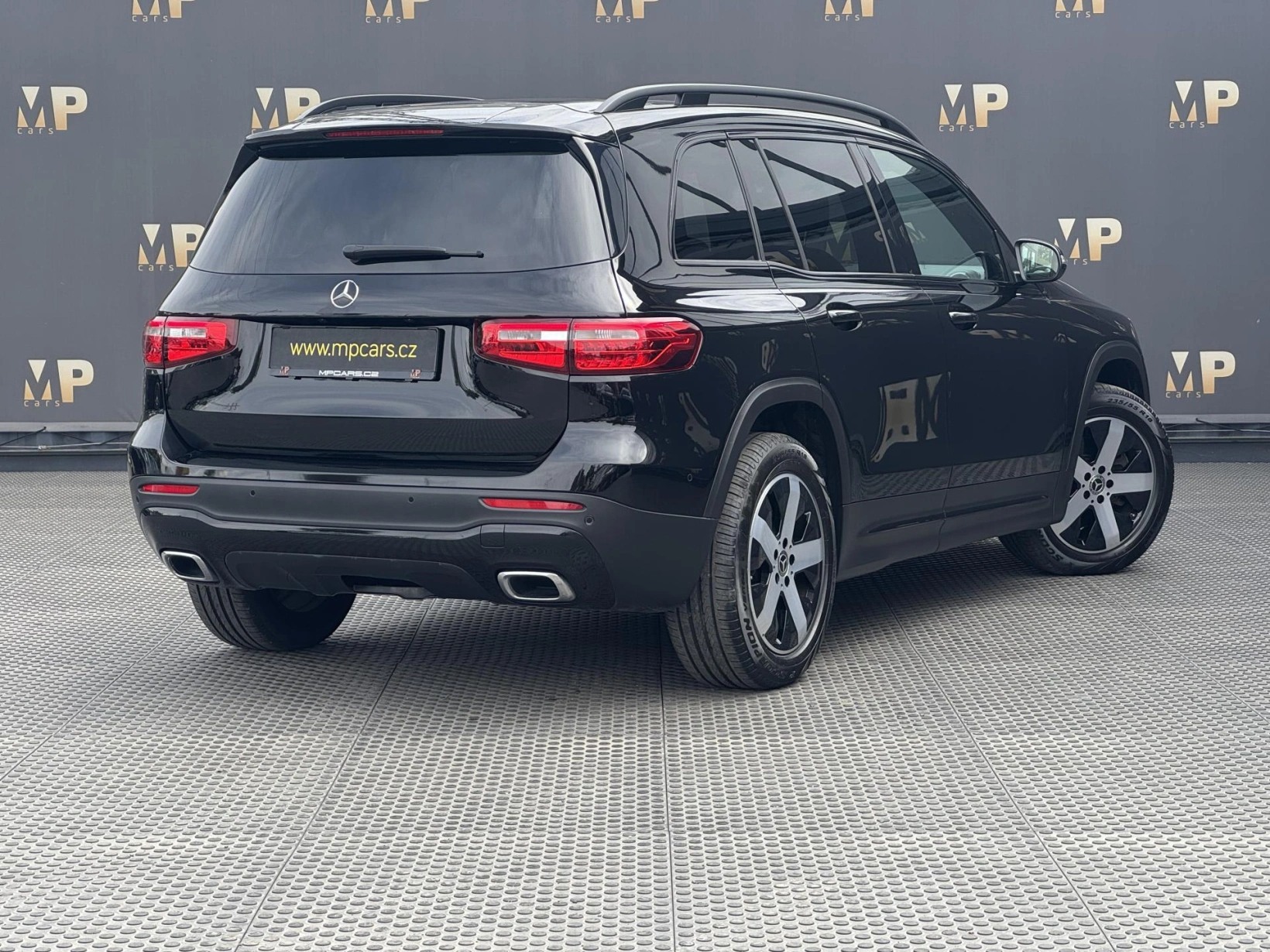 Mercedes-Benz GLB – 200d 4Matic Progressive, DPH